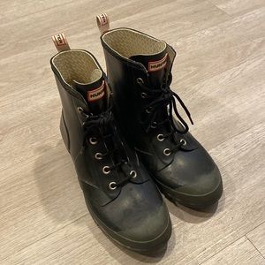 Womens Lace-Up Short Rain Boots Size 9